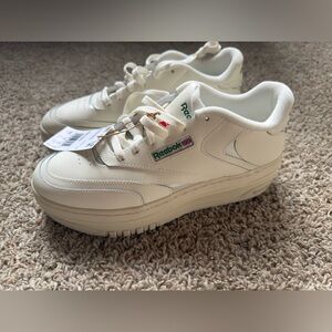 Reebok Women's platform Sneakers